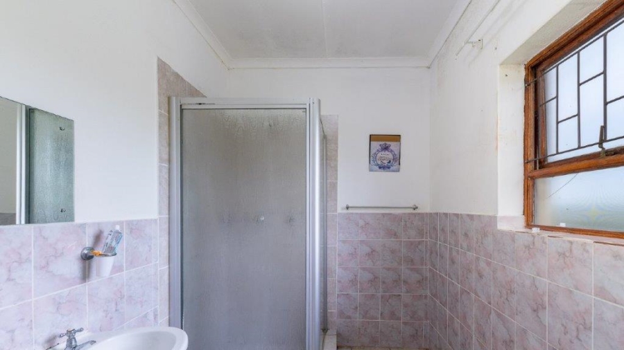 3 Bedroom Property for Sale in Pacaltsdorp Western Cape